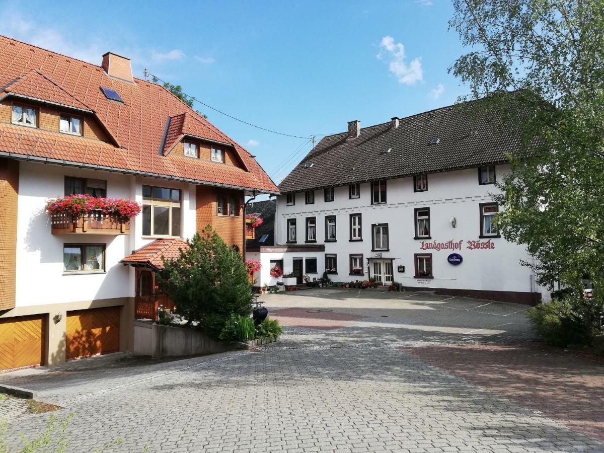 Hôtel Gastehaus Rossle à Rötenbach Extérieur photo